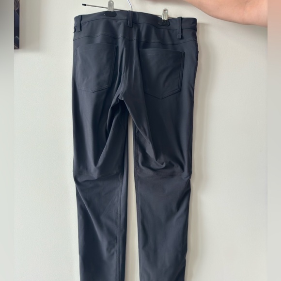 Lululemon ABC pants - like new! - Picture 8 of 10